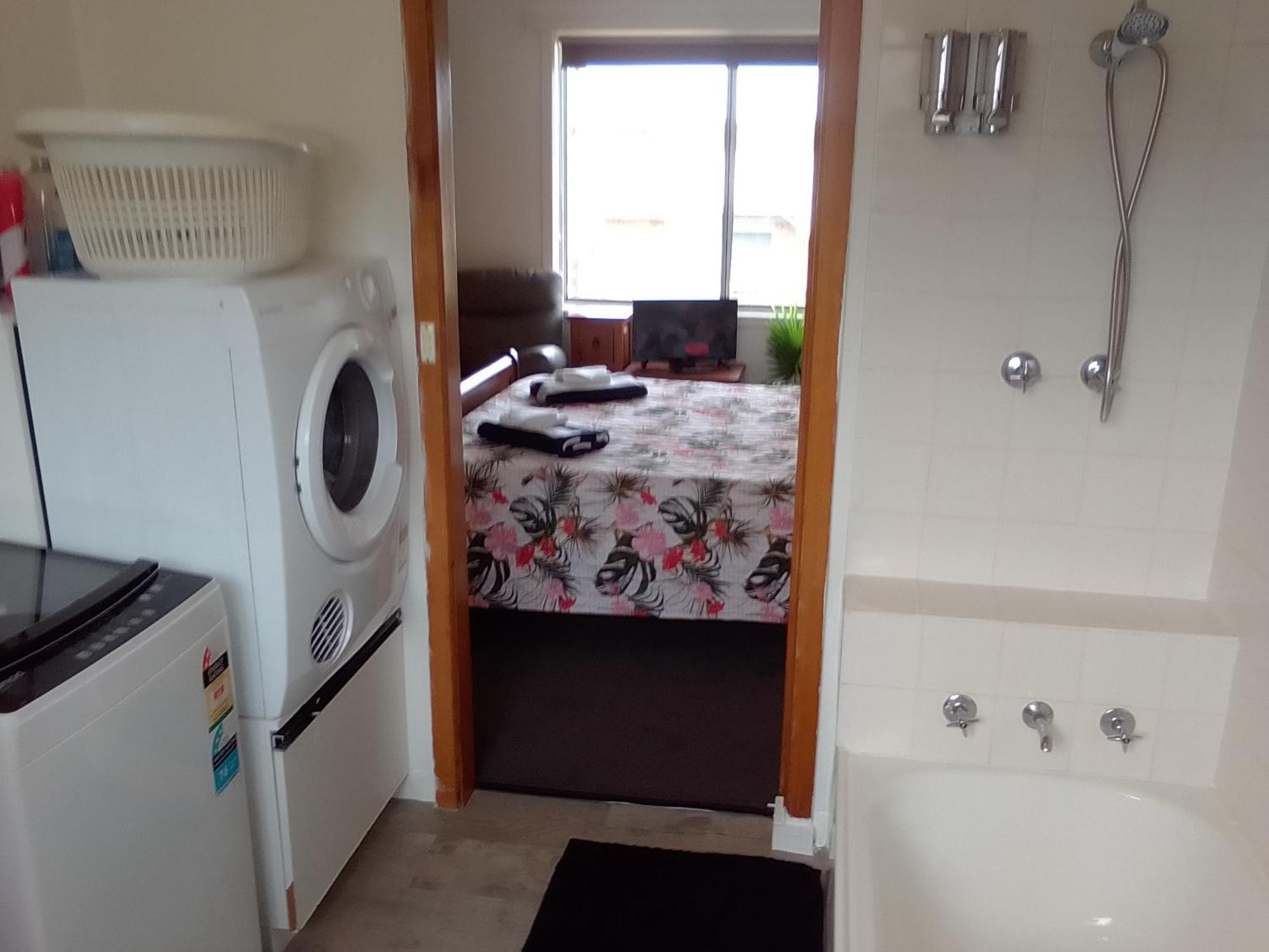 Waratah Waterfall Retreat Unit 1 Free Pay Tv In Two Rooms Free Wifi Exterior foto