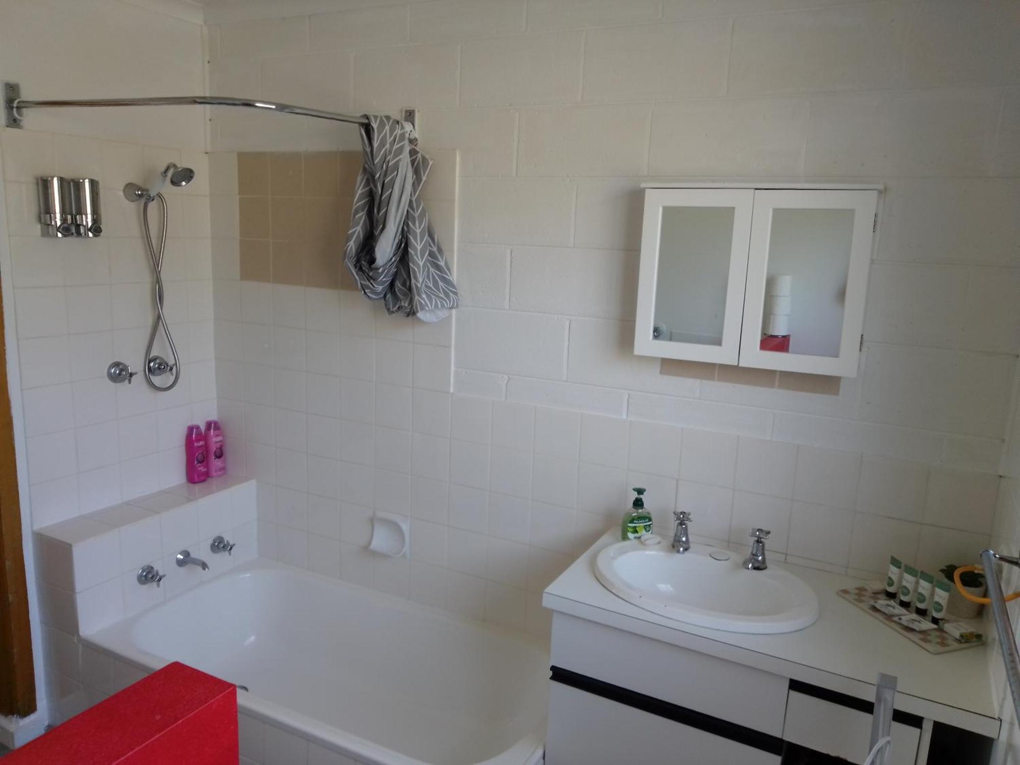 Waratah Waterfall Retreat Unit 1 Free Pay Tv In Two Rooms Free Wifi Exterior foto